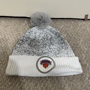 New York Knicks Beanie New Era One Size Fits Most Patch Logo Knit Pom NBA Hat